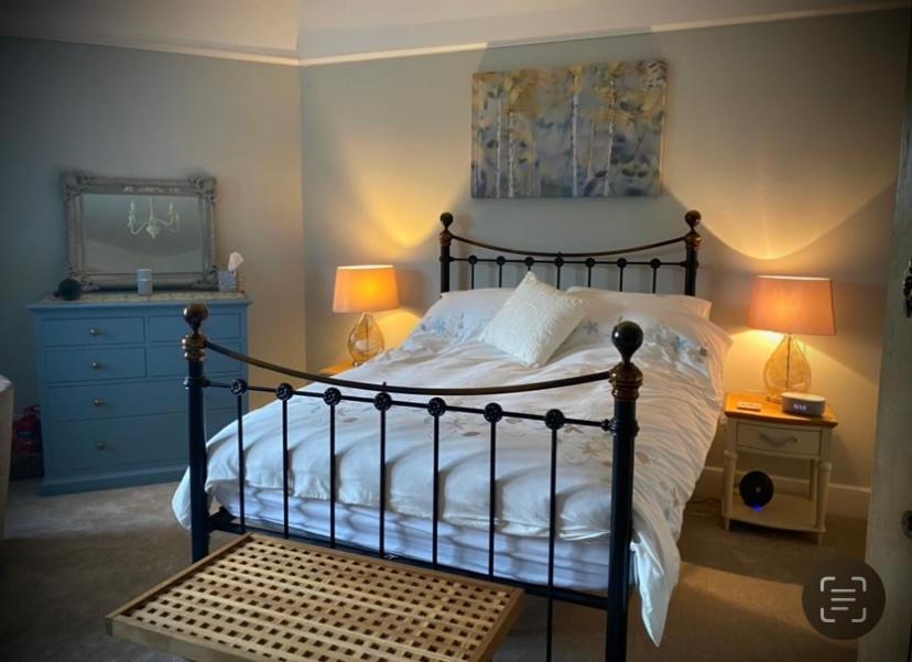 The Old Rectory - Valley View Room In Private Home Stockton-on-Teme Exteriör bild